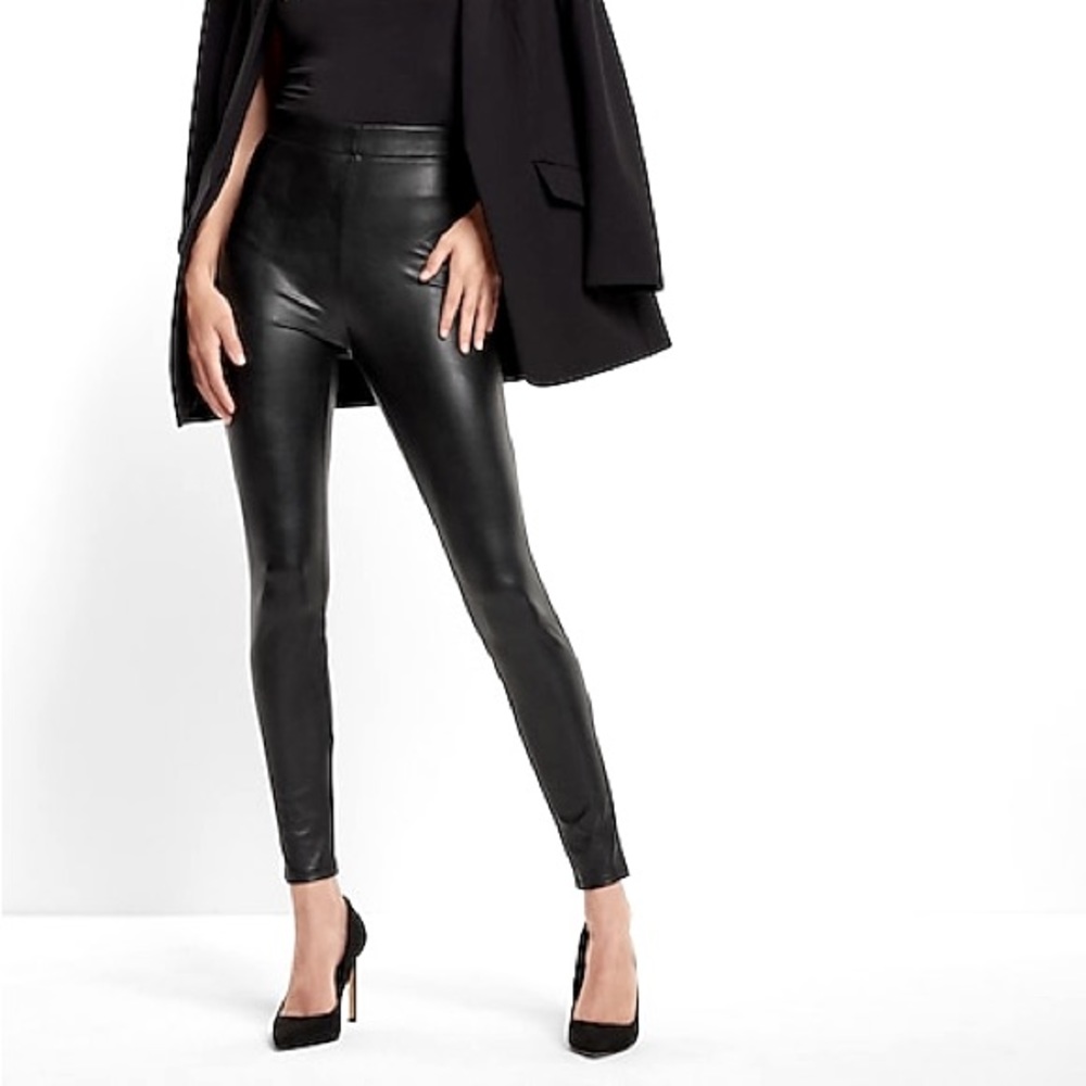 Express Super High Waisted Faux Leather Leggings | Size: XS US 4 | Black